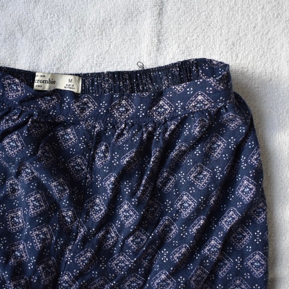 Abercrombie kids flowy shorts - Picture 2 of 5